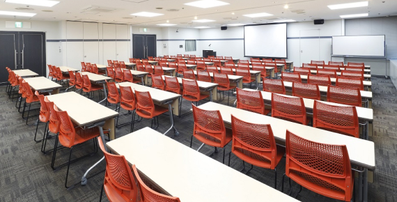 ルーム2：4号館