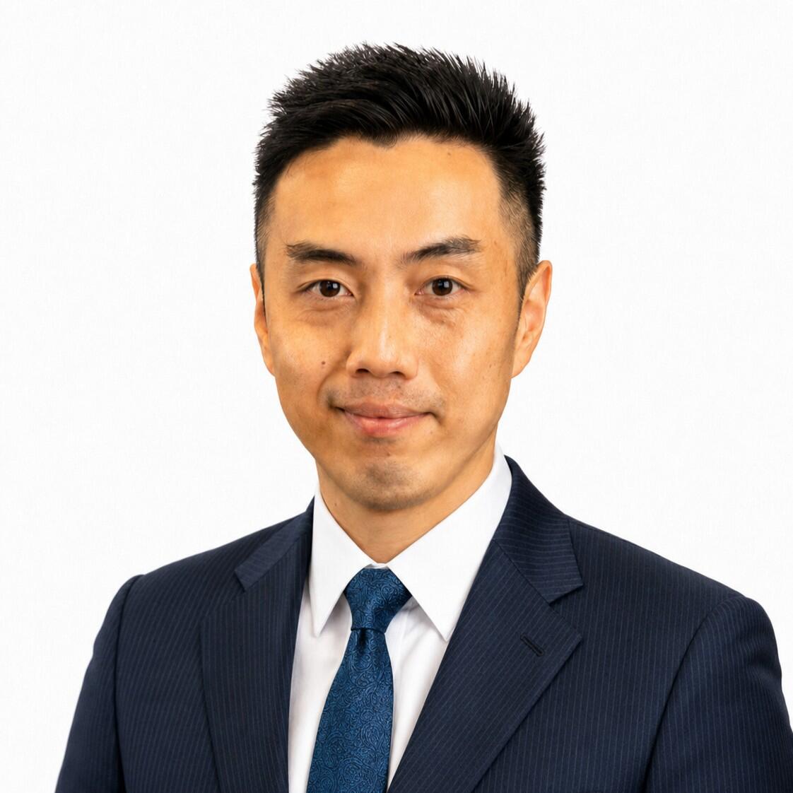 山室氏.jpg