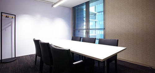 ミーティングルーム.jpgのサムネイル画像