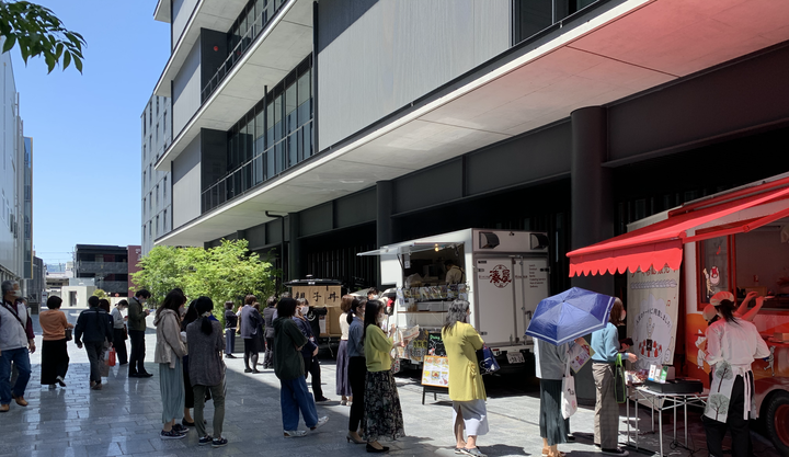 ツドイStreet _フードトラック.png