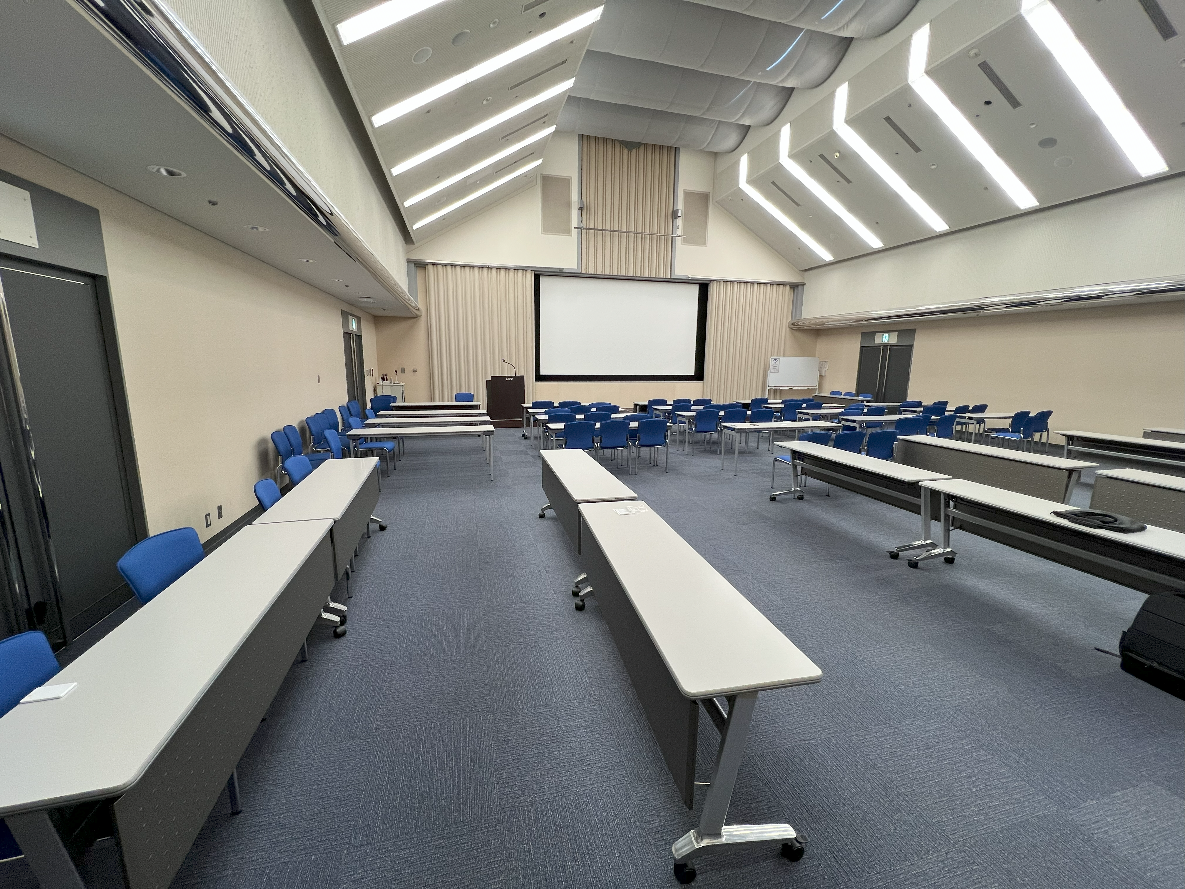 ビーコンによる屋内位置測位システム（株式会社写真化学）